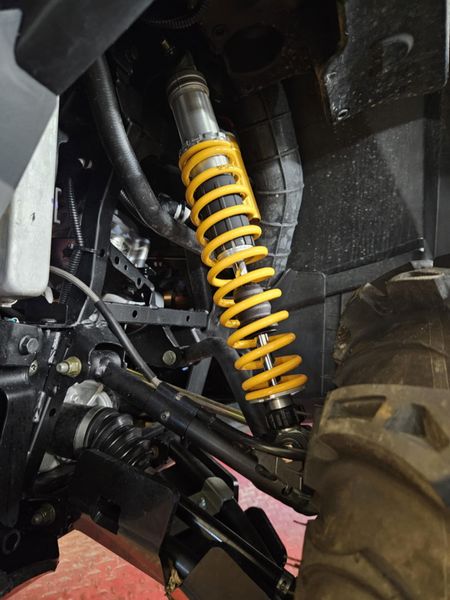 &Oslash;hlins til 2025 Polaris 6x6